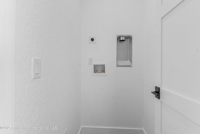 8090 Nordica Road, Brooksville, FL 34613