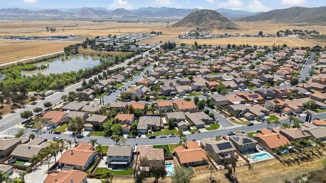 7606 Isla Street, Hemet, CA 92545