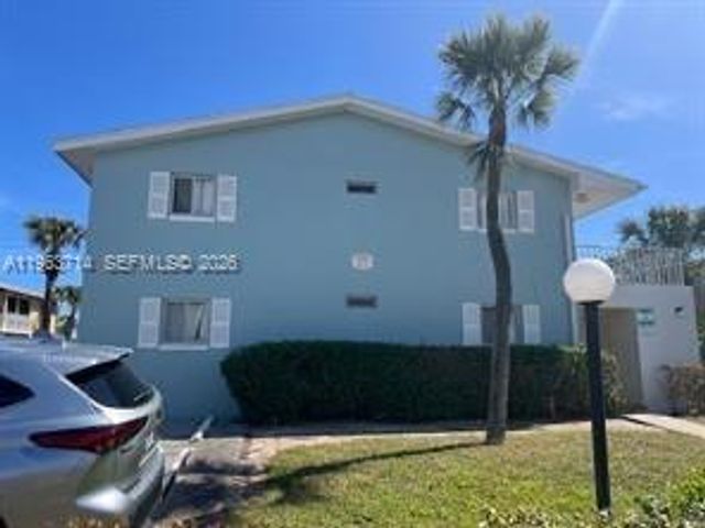 1505 Crescent Cir B21, Lake Park, FL 33403