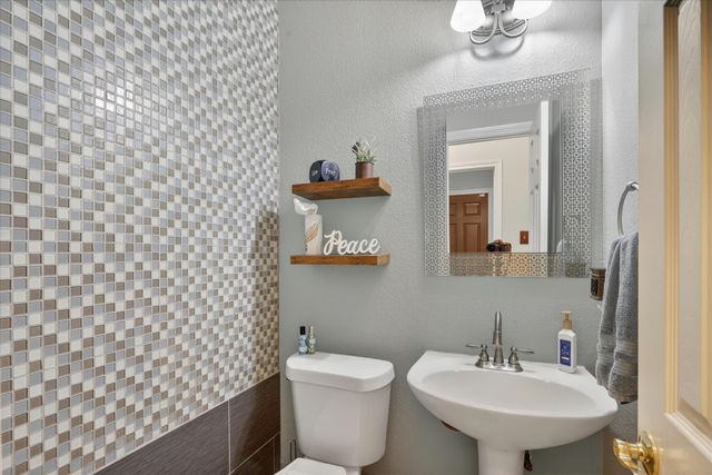 8849 Trace Ridge Parkway, Fort Worth, TX 76244