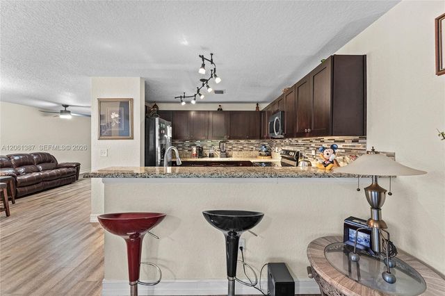 4044 Eastridge Cir, Deerfield Beach, FL 33064