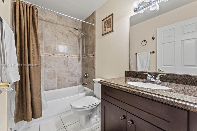 4044 Eastridge Cir, Deerfield Beach, FL 33064