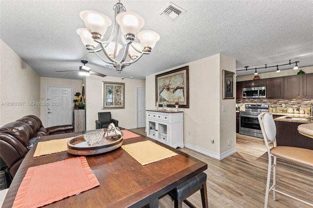 4044 Eastridge Cir, Deerfield Beach, FL 33064