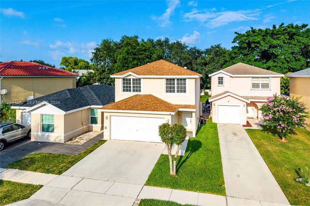 4044 Eastridge Cir, Deerfield Beach, FL 33064