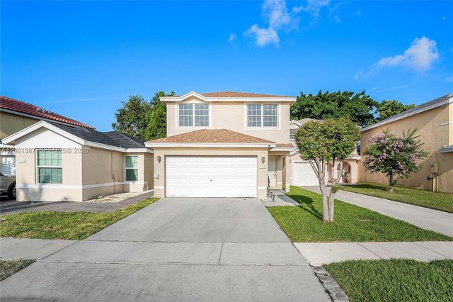 4044 Eastridge Cir, Deerfield Beach, FL 33064