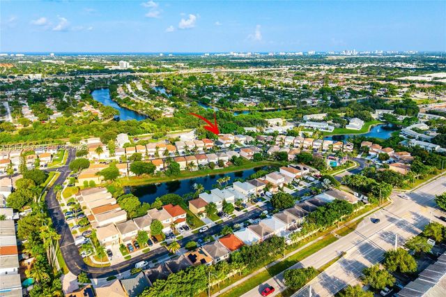 4044 Eastridge Cir, Deerfield Beach, FL 33064
