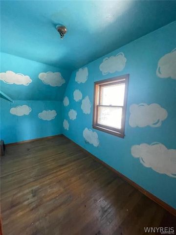 54 Sandrock Road, Buffalo, NY 14207