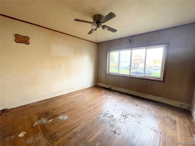 54 Sandrock Road, Buffalo, NY 14207