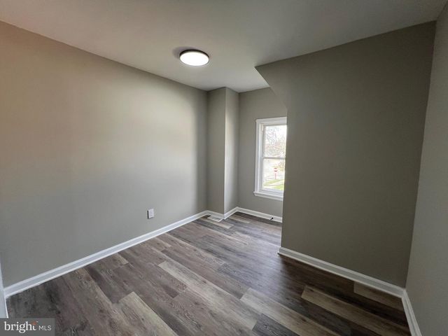 119 RAILROAD AVE, Swedesboro, NJ 08085