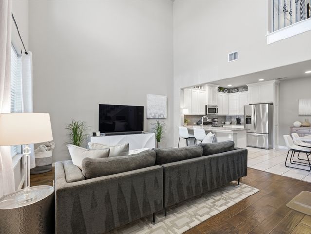 3915 Cascade Sky Drive, Arlington, TX 76005