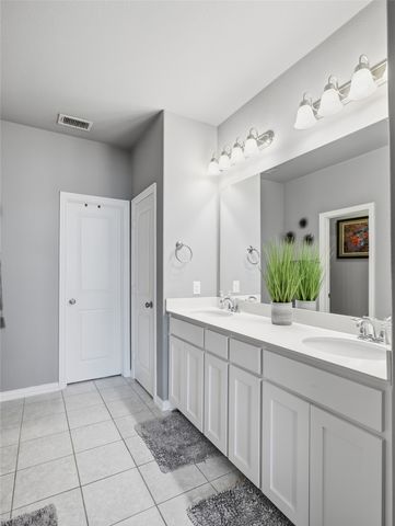 3915 Cascade Sky Drive, Arlington, TX 76005