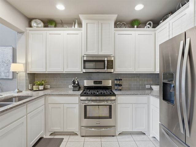 3915 Cascade Sky Drive, Arlington, TX 76005