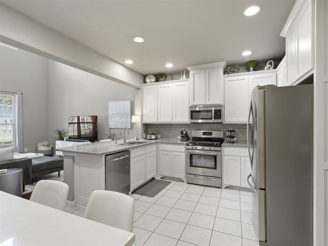 3915 Cascade Sky Drive, Arlington, TX 76005