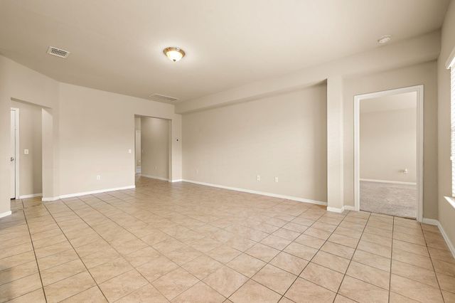 110 DENTON DR, Hutto, TX 78634