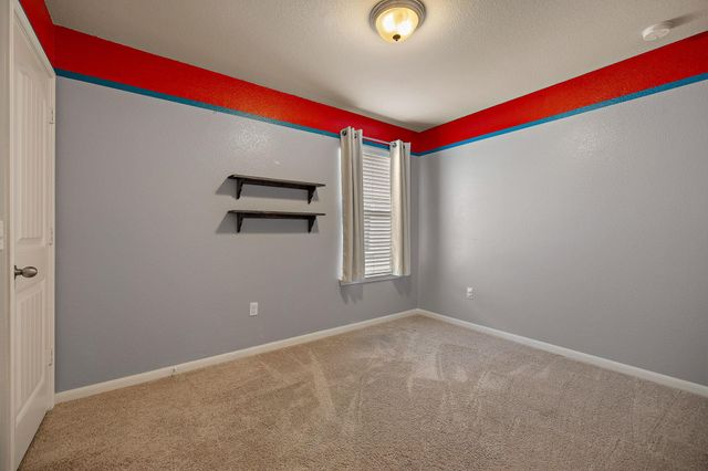 110 DENTON DR, Hutto, TX 78634