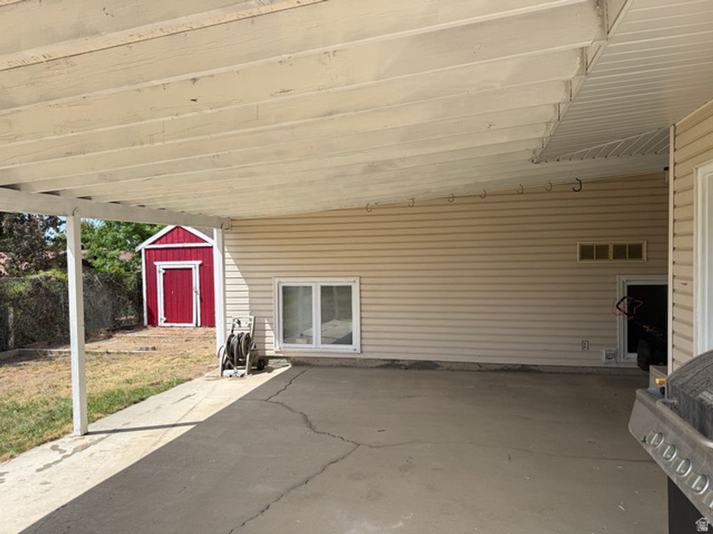10802 S JASON DR, Sandy, UT 84094 — photo 4