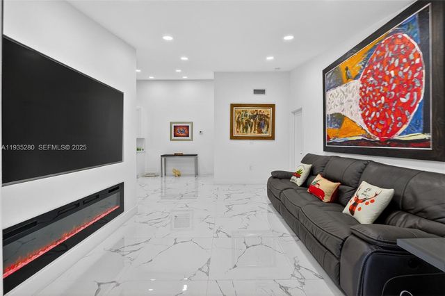 4730 NW 102 Ave. 204-13, Doral, FL 33178