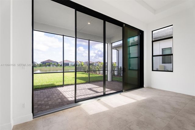 11267 SW Pietra Way, Port St. Lucie, FL 34987