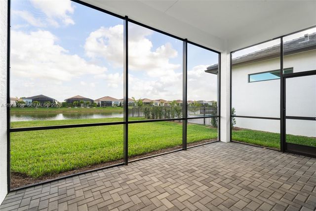 11267 SW Pietra Way, Port St. Lucie, FL 34987