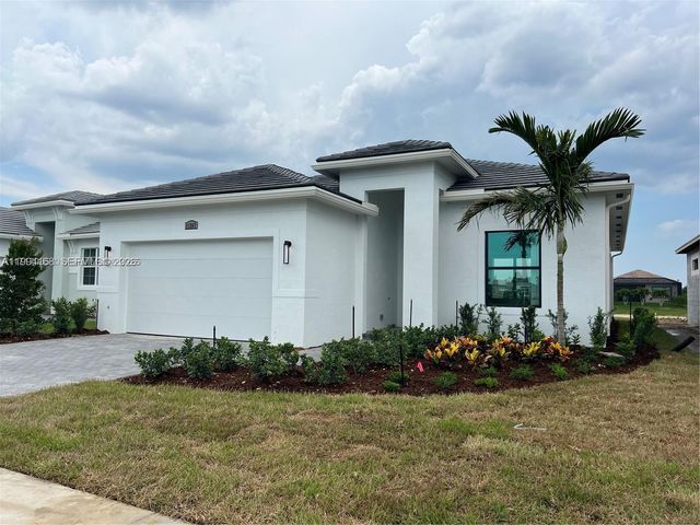 11267 SW Pietra Way, Port St. Lucie, FL 34987