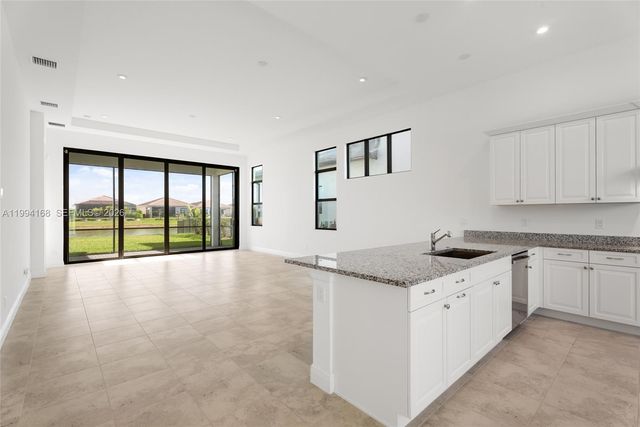 11267 SW Pietra Way, Port St. Lucie, FL 34987