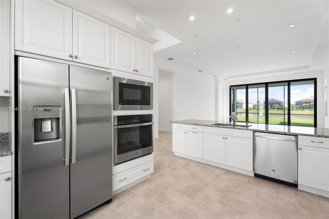 11267 SW Pietra Way, Port St. Lucie, FL 34987