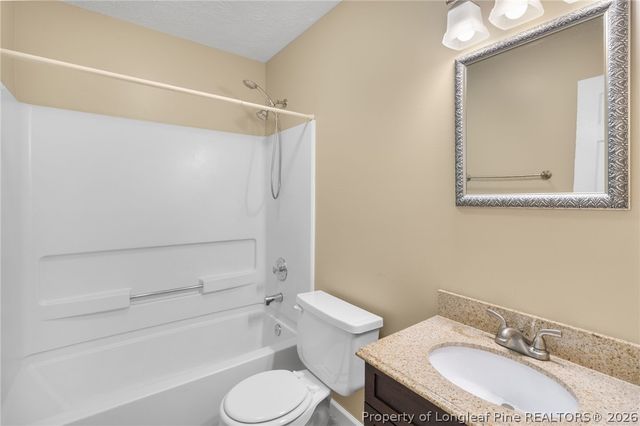 2259 Skyview Drive, Fayetteville, NC 28304