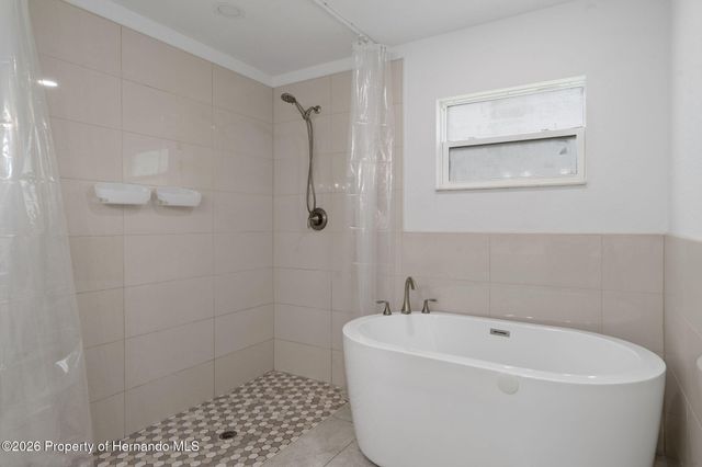 5106 Pacific Avenue, Spring Hill, FL 34607