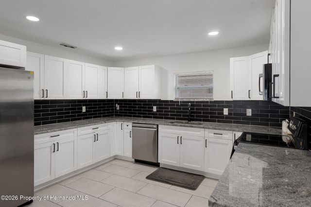 5106 Pacific Avenue, Spring Hill, FL 34607