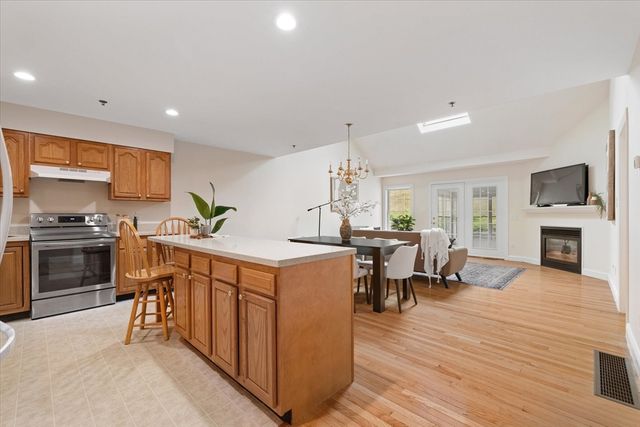 169 Hillside Village Drive 169, West Boylston, MA 01583