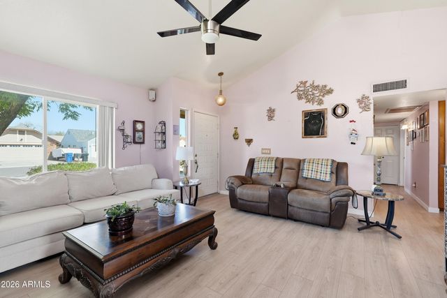 5527 W GARDEN Drive, Glendale, AZ 85304