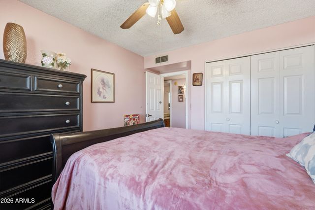 5527 W GARDEN Drive, Glendale, AZ 85304