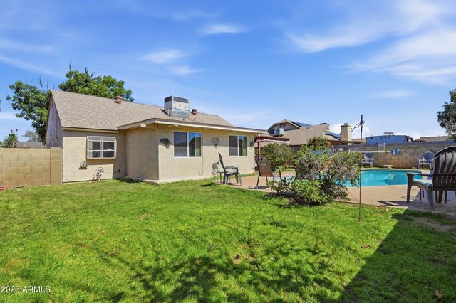 5527 W GARDEN Drive, Glendale, AZ 85304