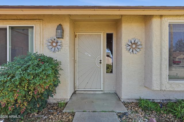 5527 W GARDEN Drive, Glendale, AZ 85304