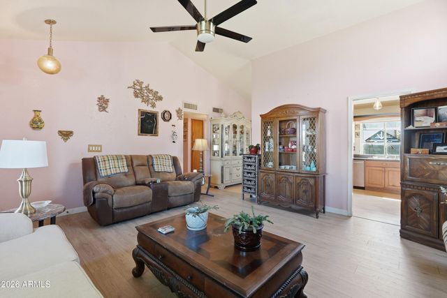 5527 W GARDEN Drive, Glendale, AZ 85304