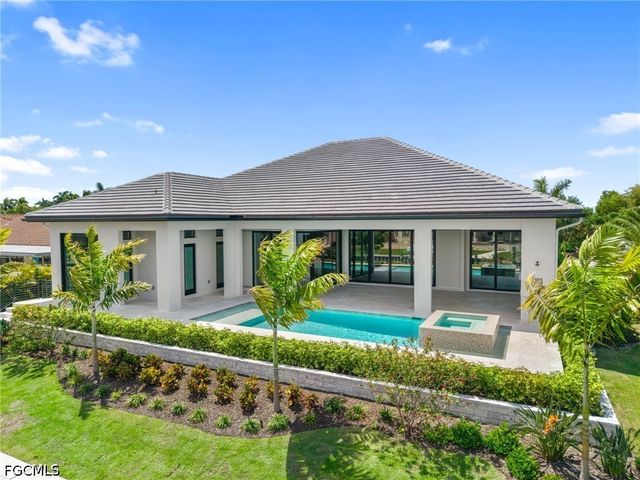 6802 Griffin BLVD, Fort Myers, FL 33908
