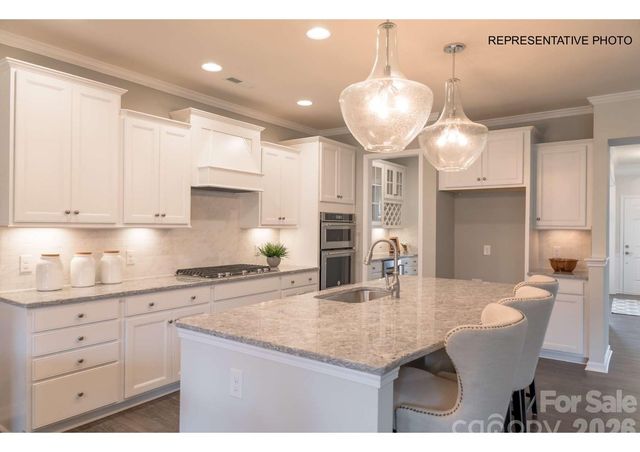 7689 Pedigree Circle, Lancaster, SC 29720
