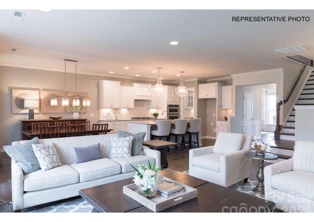 7689 Pedigree Circle, Lancaster, SC 29720