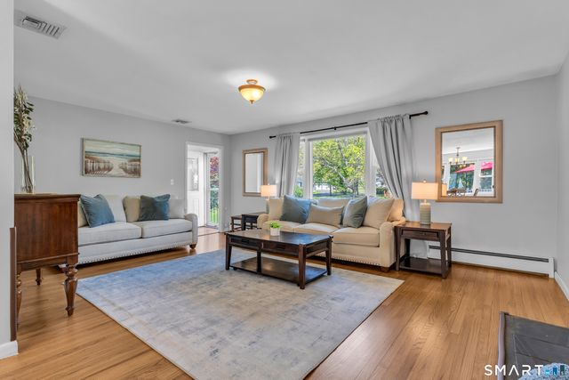 44 Palmer Woods Circle, Branford, CT 06405
