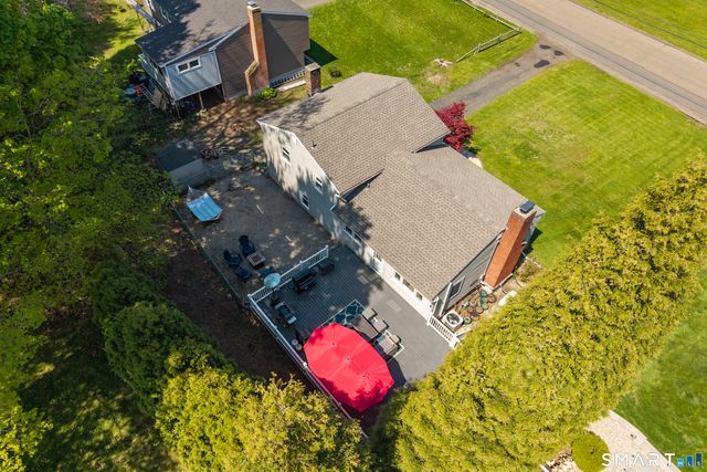 44 Palmer Woods Circle, Branford, CT 06405