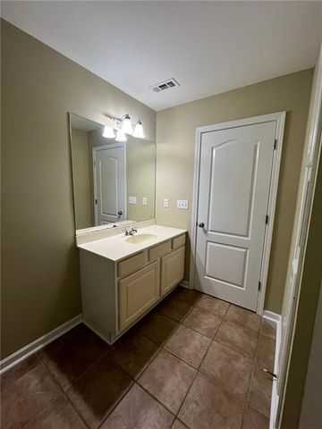 2658 Rolling Brook Trail, Atlanta, GA 30344