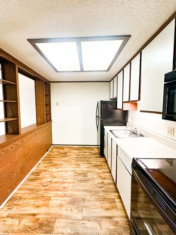 2421 Madison St Apt 41, Clarksville, TN 37043