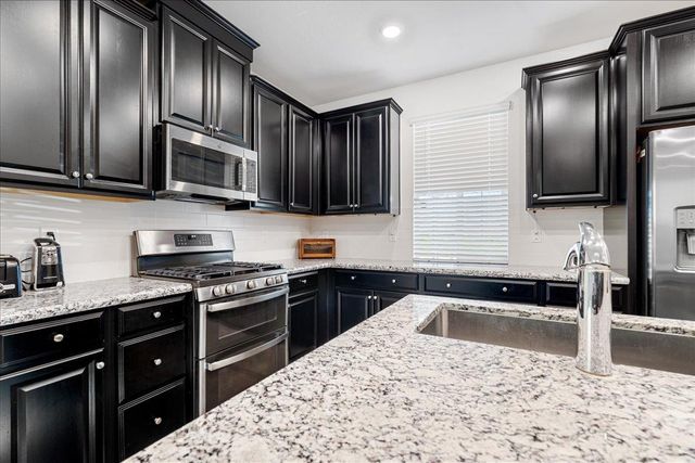 9287 Mystic Lake Aly, Sacramento, CA 95829