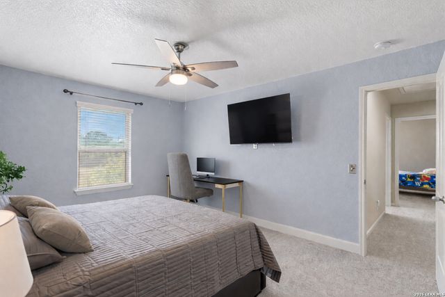 644 PEACOCK LN, New Braunfels, TX 78130