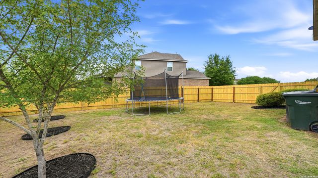 644 PEACOCK LN, New Braunfels, TX 78130