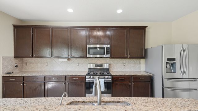 644 PEACOCK LN, New Braunfels, TX 78130