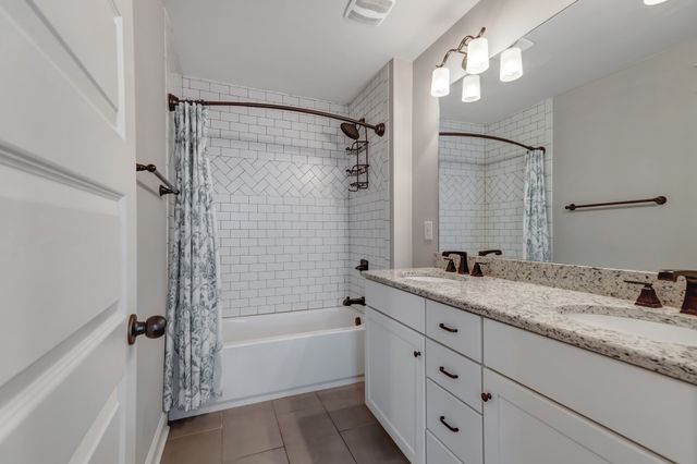 1302A Stainback Ave, Nashville, TN 37207