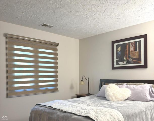 9917 Countryside Court, Avon, IN 46123