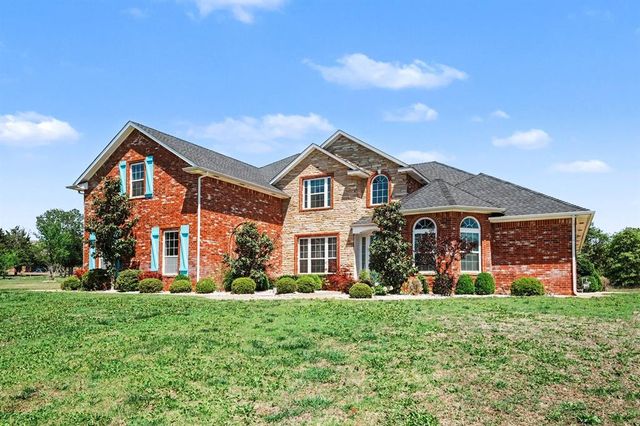 4551 Highland Lake Drive, Norman, OK 73026