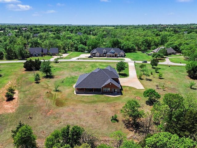 4551 Highland Lake Drive, Norman, OK 73026